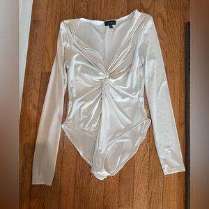 Topshop white size 10 v neck bodysuit with long sleeves